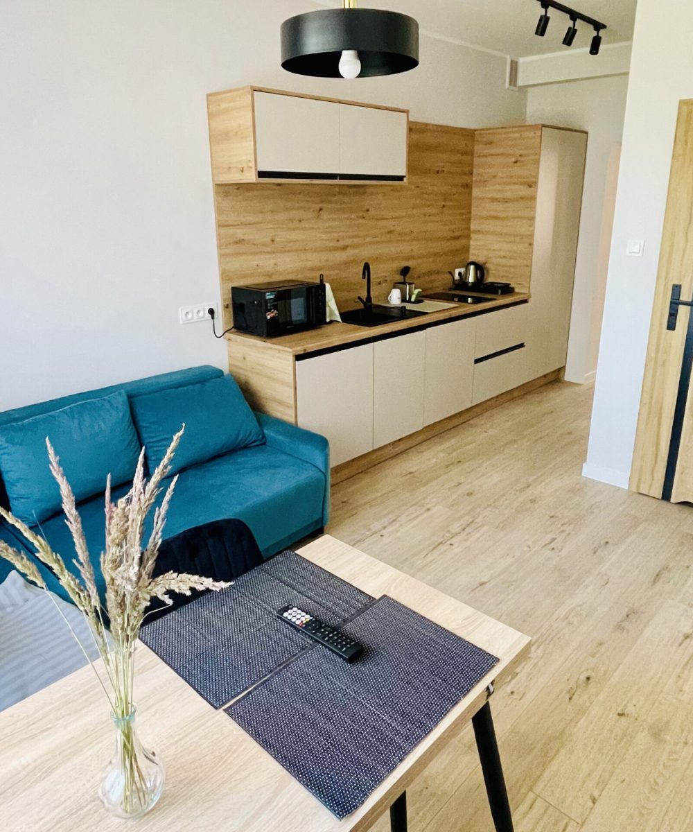 IMG_4676_0009_FullSizeRender 5